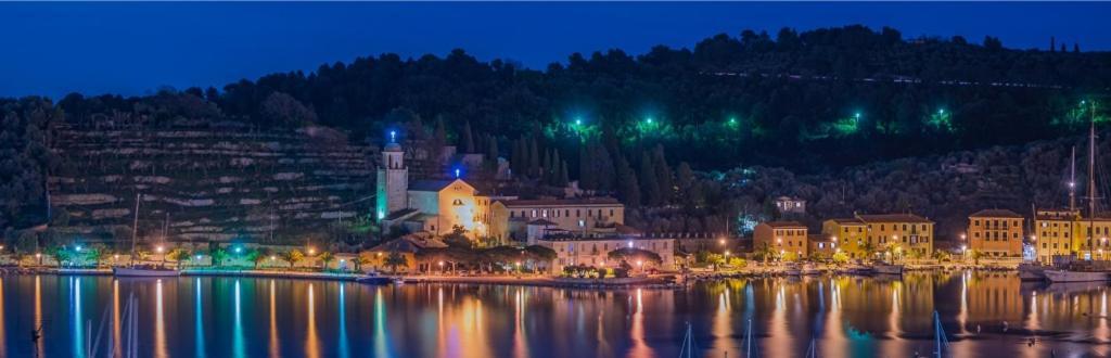 Апартаменты Casa Patrizia Портовенере Экстерьер фото